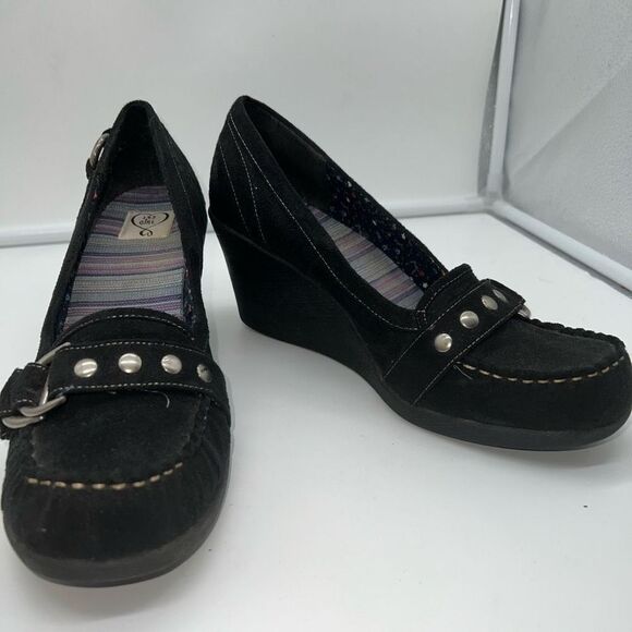 143 Girl Faux Suede Gummie Bear Wedge Moccasins - Picture 1 of 10